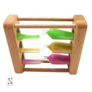 Accessoire de décoration, sablier mesurant trois intervalles de temps