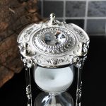 Sablier classique, objet de collection, charme d'antan