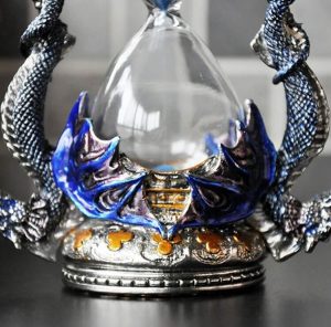 Sablier de décoration avec sable coloré et dragon