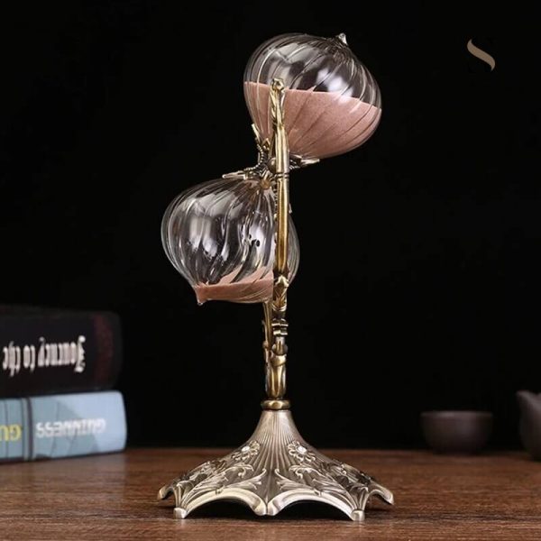 Sablier géant décoratif avec design élégant