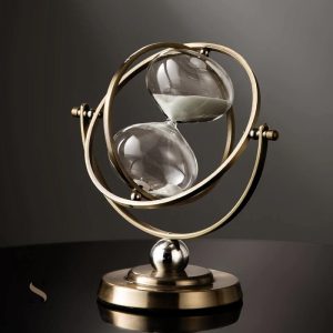 Sablier design avec sable coloré pour un style contemporain