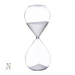 Sablier en verre avec sable blanc