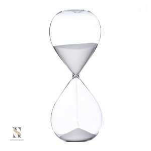 Sablier en verre avec sable blanc