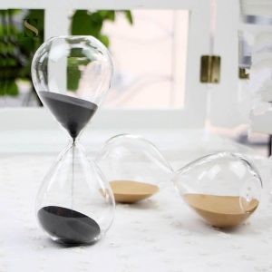 Sablier décoratif sable noir, accessoire pour le temps et l'esthétique