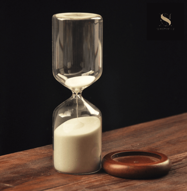 Sablier artisanal, pièce unique pour votre espace décoratif